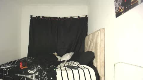 male_ref online show from March 11, 2026, 12:11 pm