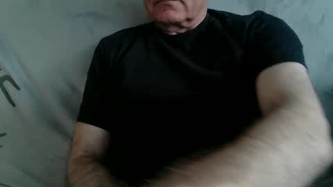 Snapshot of male_toy1 chatting on May 6, 2026, 5:18 pm male_toy1 online show from May 6, 2026, 5:18 pm