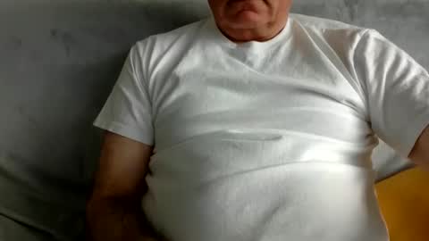 Snapshot of male_toy1 chatting on May 11, 2026, 5:10 pm male_toy1 online show from May 11, 2026, 5:10 pm