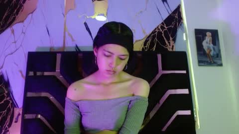 malejacs01 online show from October 10, 2025, 11:42 am