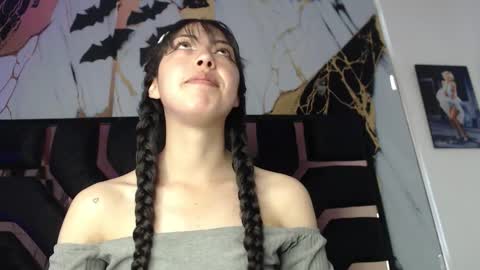 malejacs01 online show from November 24, 2025, 2:28 pm