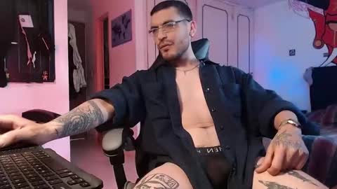 malek_xarx online show from March 21, 2026, 6:55 pm