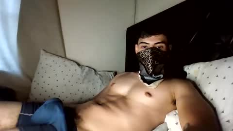 Snapshot of malekthick chatting on June 4, 2026, 7:42 pm malekthick online show from June 4, 2026, 7:42 pm