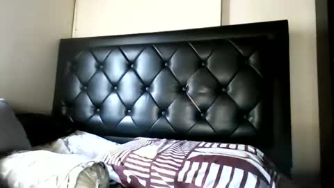 Snapshot of malekthick chatting on June 15, 2026, 1:57 pm malekthick online show from June 15, 2026, 1:57 pm