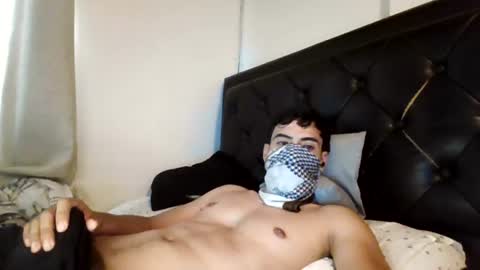 Snapshot of malekthick chatting on June 28, 2026, 5:19 pm malekthick online show from June 28, 2026, 5:19 pm