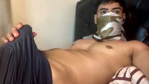 Snapshot of malekthick chatting on July 5, 2026, 2:02 pm malekthick online show from July 5, 2026, 2:02 pm