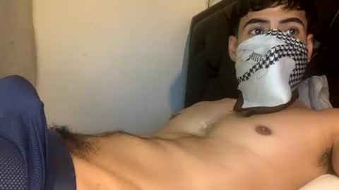 Snapshot of malekthick chatting on July 31, 2026, 12:37 pm malekthick online show from July 31, 2026, 12:37 pm