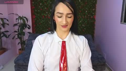 malen_fitnessmilf online show from April 23, 2026, 8:33 pm