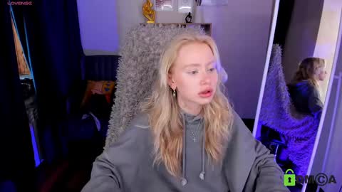 Malena online show from March 5, 2025, 10:55 am