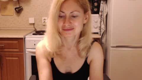 Snapshot of malenamila chatting on June 26, 2026, 9:41 pm Malena online show from June 26, 2026, 9:41 pm