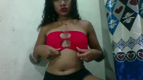 Snapshot of malia1653 chatting on April 29, 2026, 6:25 pm malia1653 online show from April 29, 2026, 6:25 pm