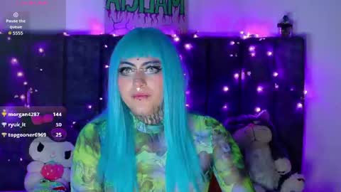 maliciaxpoison online show from June 18, 2026, 9:14 am