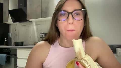 malina568708 online show from January 18, 2025, 3:49 pm