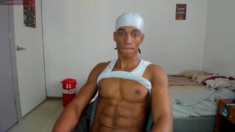 Snapshot of malkongarcia chatting on October 6, 2025, 10:07 pm malkongarcia online show from October 6, 2025, 10:07 pm