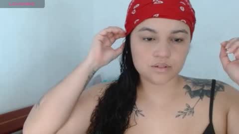 MI INSTAGRAM soy glory01 online show from April 17, 2026, 3:48 pm