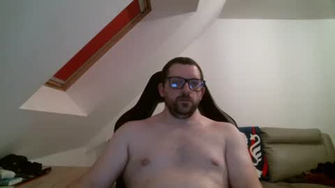 breton online show from April 5, 2026, 9:23 pm