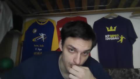 mamamia1789 online show from October 15, 2025, 9:42 am