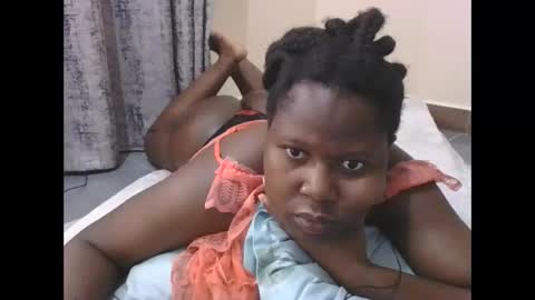 mamasita2023 online show from February 3, 2025, 6:34 am