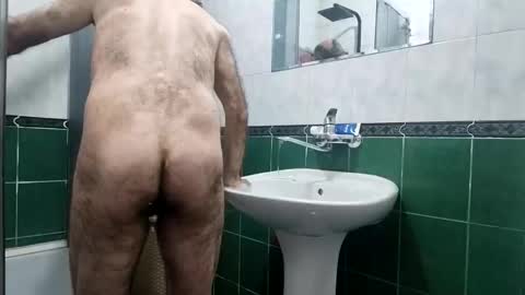 mamuka157 online show from April 10, 2026, 2:50 am