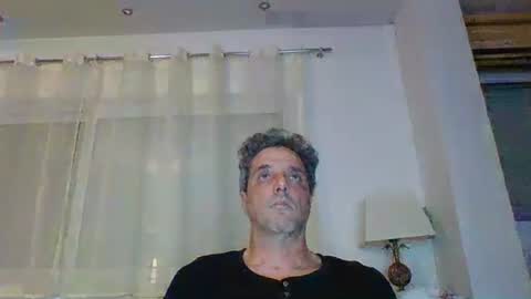 Snapshot of man211172 chatting on December 14, 2025, 6:01 pm man211172 online show from December 14, 2025, 6:01 pm