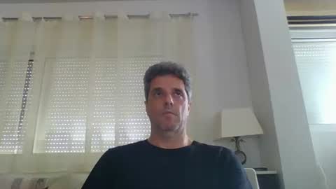 Snapshot of man211172 chatting on May 17, 2026, 1:40 pm man211172 online show from May 17, 2026, 1:40 pm