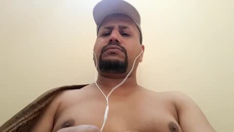 Snapshot of man_new chatting on December 17, 2024, 8:56 am Man new online show from December 17, 2024, 8:56 am