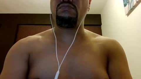 Snapshot of man_new chatting on December 19, 2025, 3:13 am Man new online show from December 19, 2025, 3:13 am