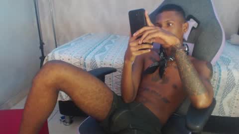 man_san11 online show from January 24, 2025, 5:21 pm