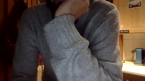 mandalay3 online show from December 12, 2024, 5:10 am