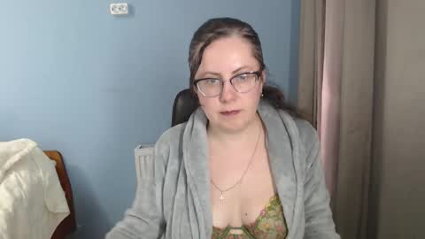 mandarinka28 online show from December 2, 2025, 9:14 am