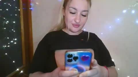 Mandy online show from September 8, 2025, 2:49 pm