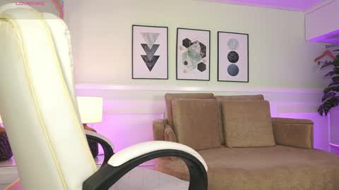 Mandy Collins online show from March 27, 2026, 11:32 am