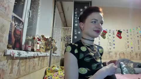 Snapshot of mandyshine chatting on December 2, 2025, 6:14 pm Mandy online show from December 2, 2025, 6:14 pm