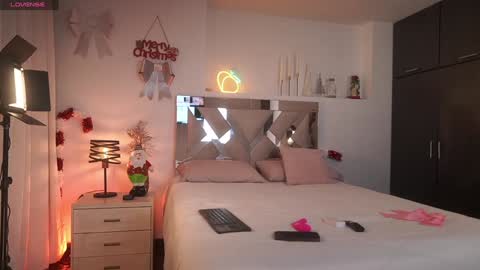   online show from December 30, 2024, 4:40 pm