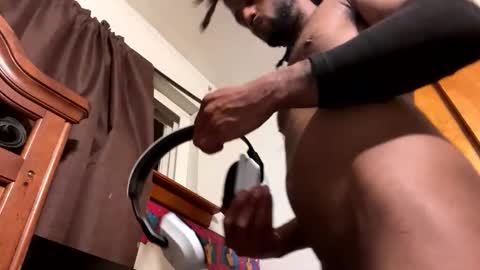 Snapshot of manman504 chatting on January 6, 2026, 6:17 am manman504 online show from January 6, 2026, 6:17 am