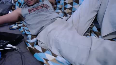 Manu online show from December 25, 2024, 7:13 pm