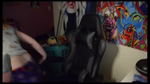 Manner Banana-er online show from October 8, 2025, 3:04 am