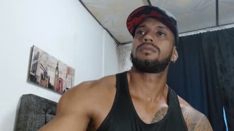 Snapshot of manolofitt chatting on February 6, 2025, 11:54 am Manolo online show from February 6, 2025, 11:54 am