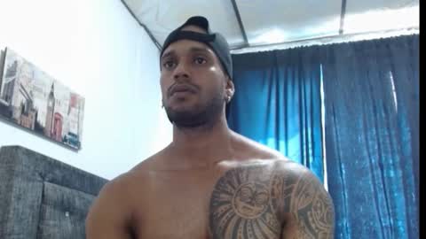 Snapshot of manolofitt chatting on February 10, 2025, 2:59 pm Manolo online show from February 10, 2025, 2:59 pm