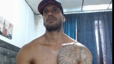 Snapshot of manolofitt chatting on February 12, 2025, 7:02 pm Manolo online show from February 12, 2025, 7:02 pm