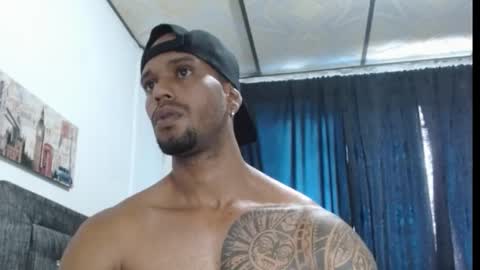 Snapshot of manolofitt chatting on February 24, 2025, 3:31 pm Manolo online show from February 24, 2025, 3:31 pm