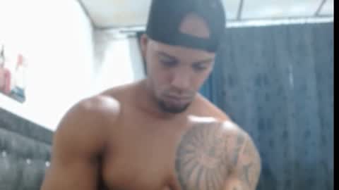 Snapshot of manolofitt chatting on March 2, 2025, 12:43 pm Manolo online show from March 2, 2025, 12:43 pm