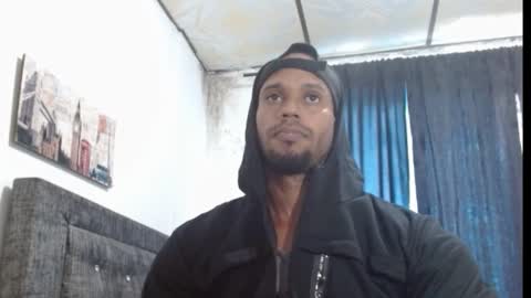 Snapshot of manolofitt chatting on March 6, 2025, 3:56 pm Manolo online show from March 6, 2025, 3:56 pm