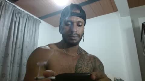 Snapshot of manolofitt chatting on September 8, 2025, 10:42 pm Manolo online show from September 8, 2025, 10:42 pm