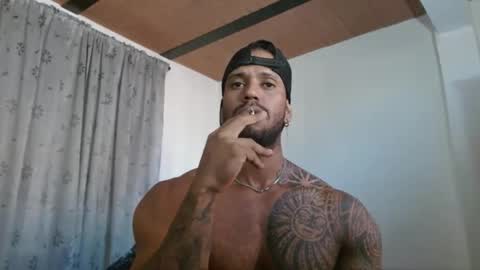 Snapshot of manolofitt chatting on September 9, 2025, 3:00 pm Manolo online show from September 9, 2025, 3:00 pm