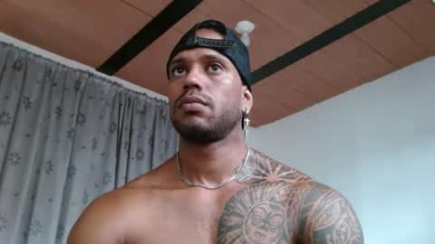 Snapshot of manolofitt chatting on September 24, 2025, 4:10 pm Manolo online show from September 24, 2025, 4:10 pm