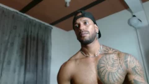 Snapshot of manolofitt chatting on September 30, 2025, 4:12 pm Manolo online show from September 30, 2025, 4:12 pm