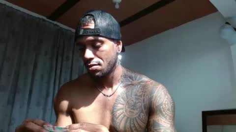 Snapshot of manolofitt chatting on October 7, 2025, 7:55 pm Manolo online show from October 7, 2025, 7:55 pm