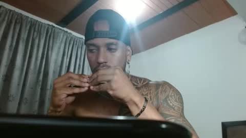 Snapshot of manolofitt chatting on October 26, 2025, 5:30 pm Manolo online show from October 26, 2025, 5:30 pm