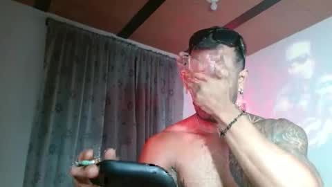 Snapshot of manolofitt chatting on October 28, 2025, 1:53 am Manolo online show from October 28, 2025, 1:53 am